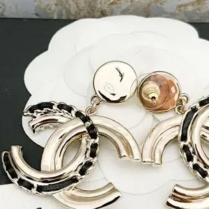 Chanel leather earrings online